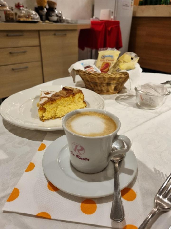 La Ruota Hotell Morbegno Exteriör bild
