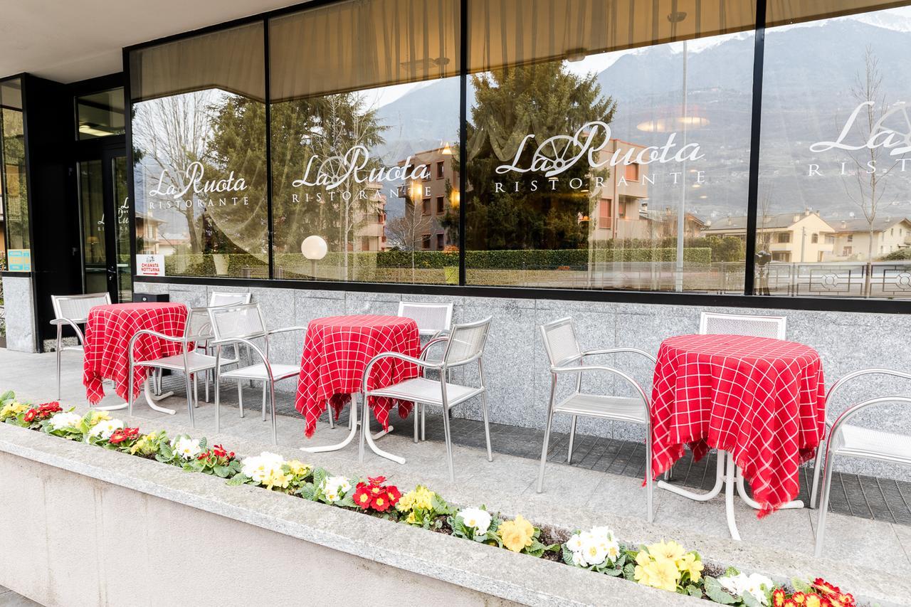 La Ruota Hotell Morbegno Exteriör bild
